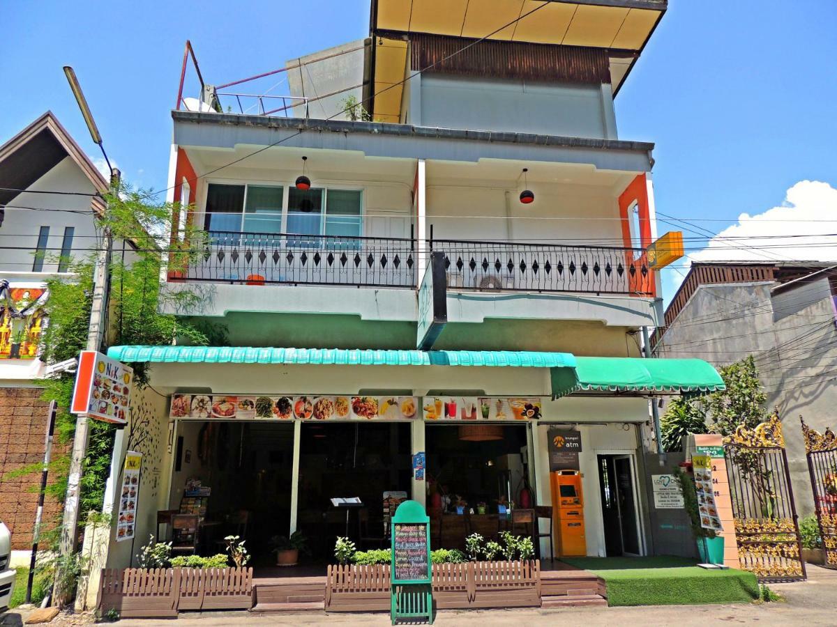 Love Cnx Guesthouse Chiang Mai Buitenkant foto